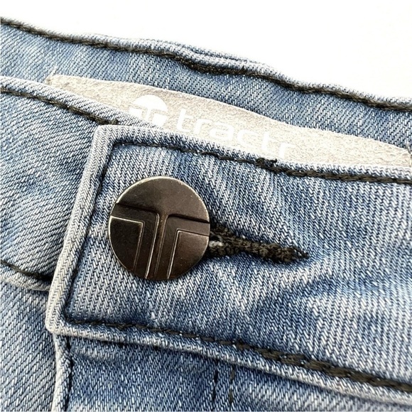 New Tractr Cuttoff Jean Shorts Girl’s Size 14 Mid Rise Distressed Patches Heart - Picture 4 of 6